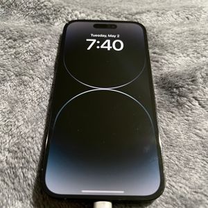 Apple iPhone 14 Pro 128 GB in Space Black